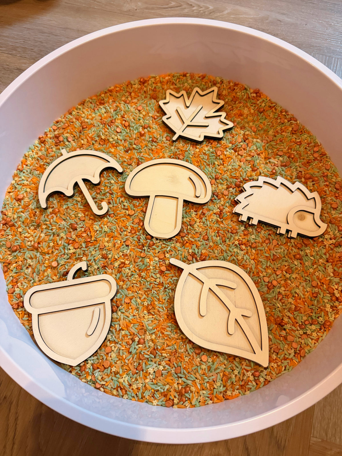 Autumn Wooden Sensory Scoops – 6 Piece Set