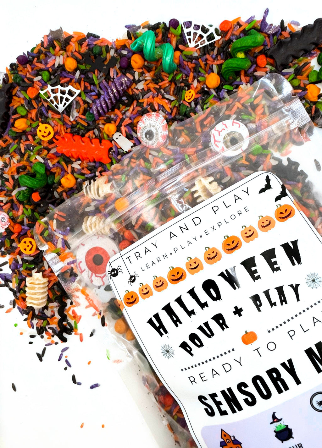 Halloween Pour & Play Kit